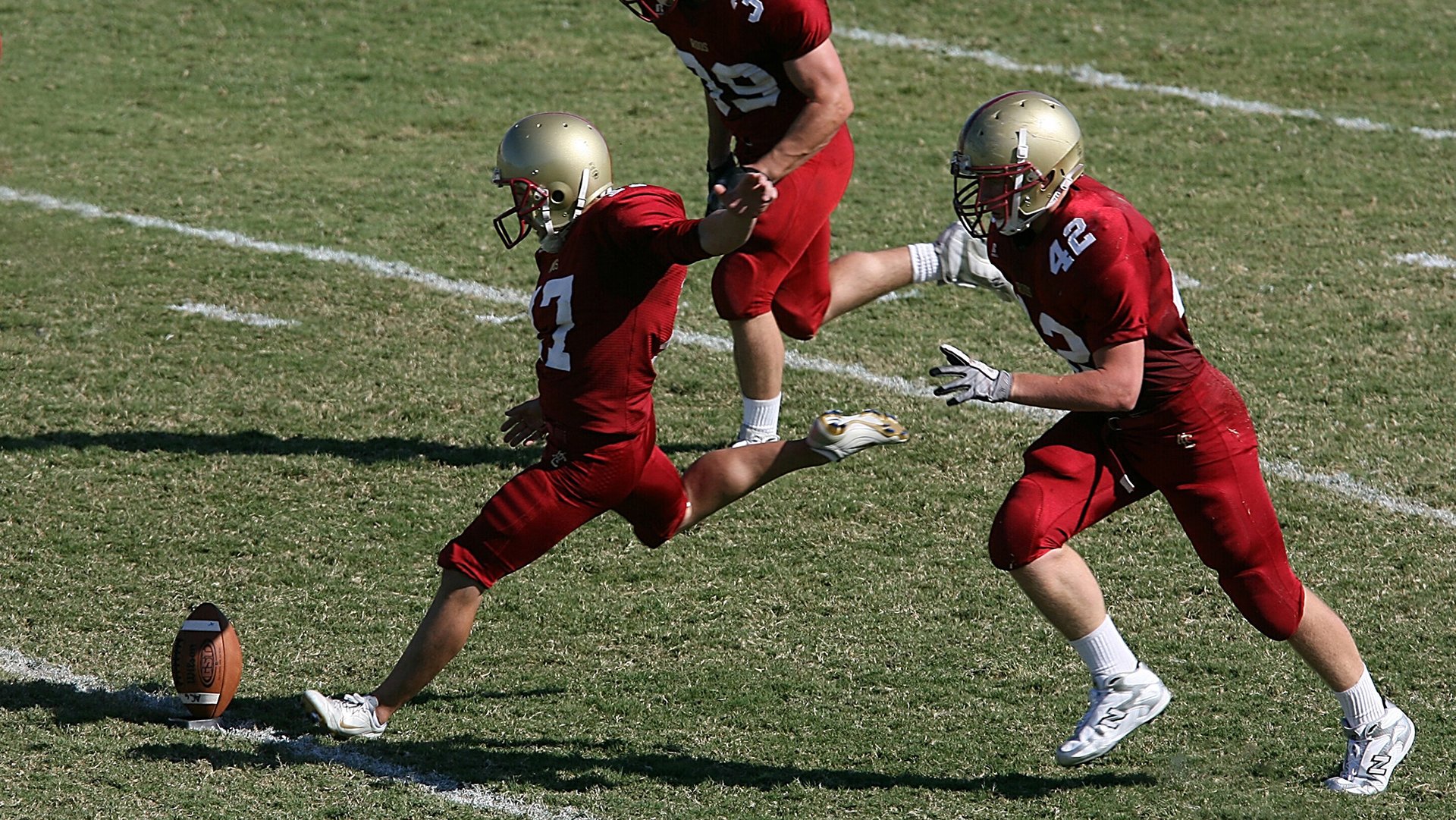 九游下载官网-成绩构成分布图：中美表现渐趋接近，成绩的构成